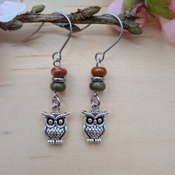 Silver Owl Earrings with Multicolor Beads - Picture 6 of 6
